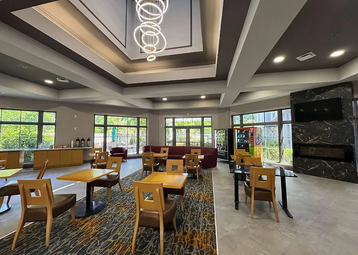 La Quinta By Wyndham Raleigh Cary