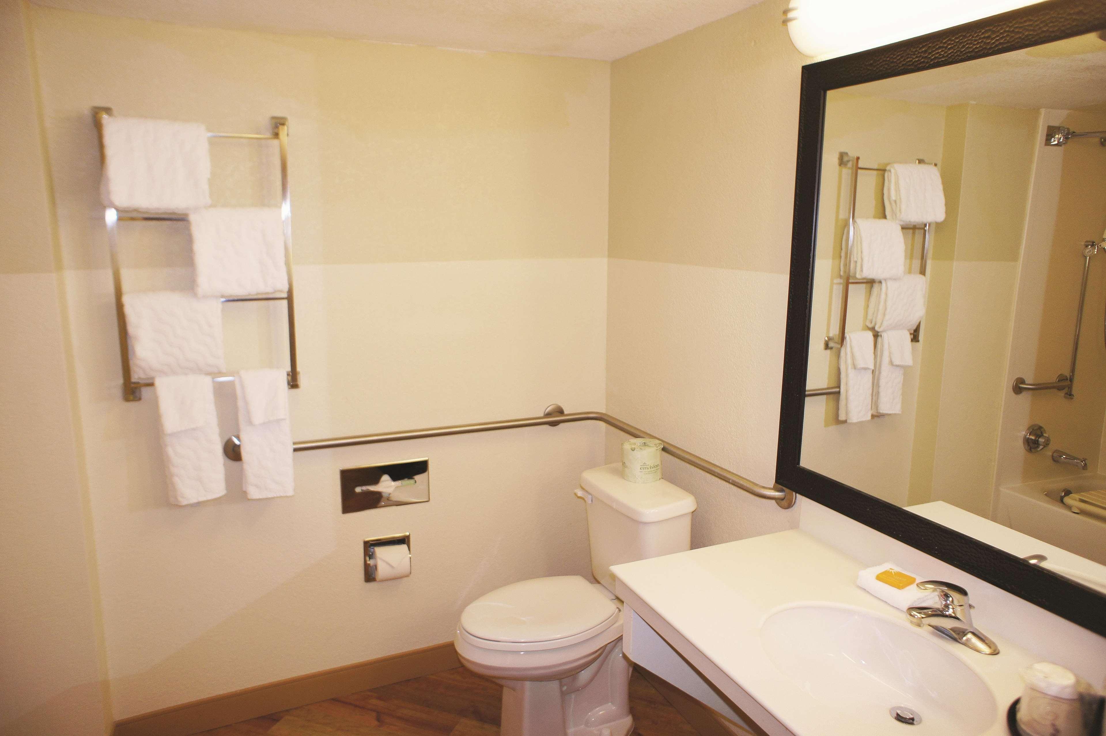 La Quinta By Wyndham Raleigh