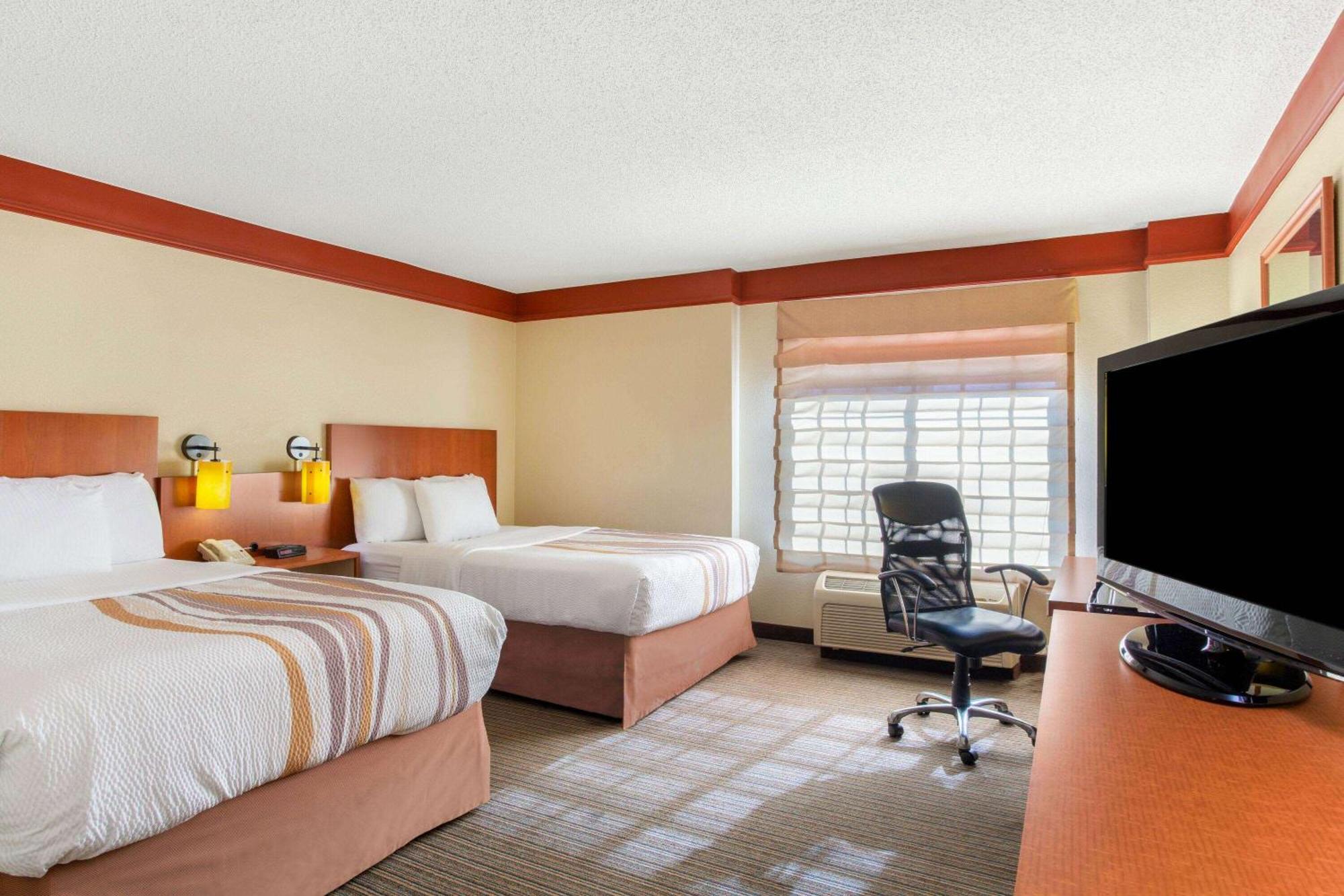 Hotel La Quinta By Wyndham Raleigh 3*