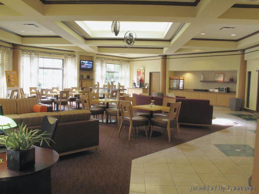 Hotel La Quinta By Wyndham Raleigh 3*