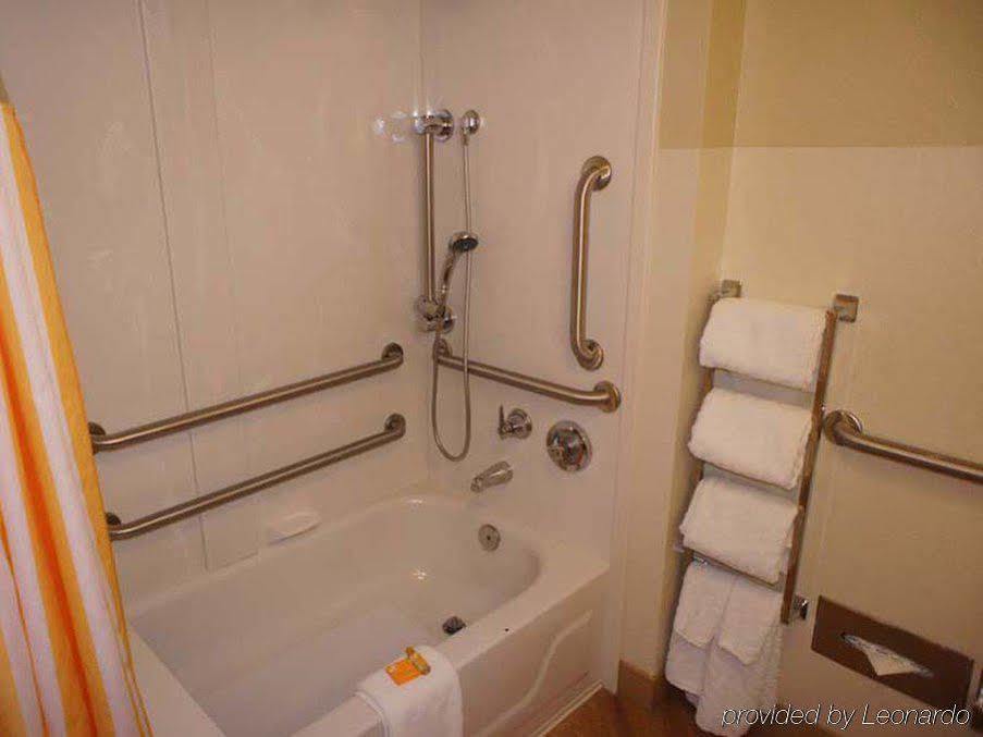 La Quinta By Wyndham Raleigh 3* Cary